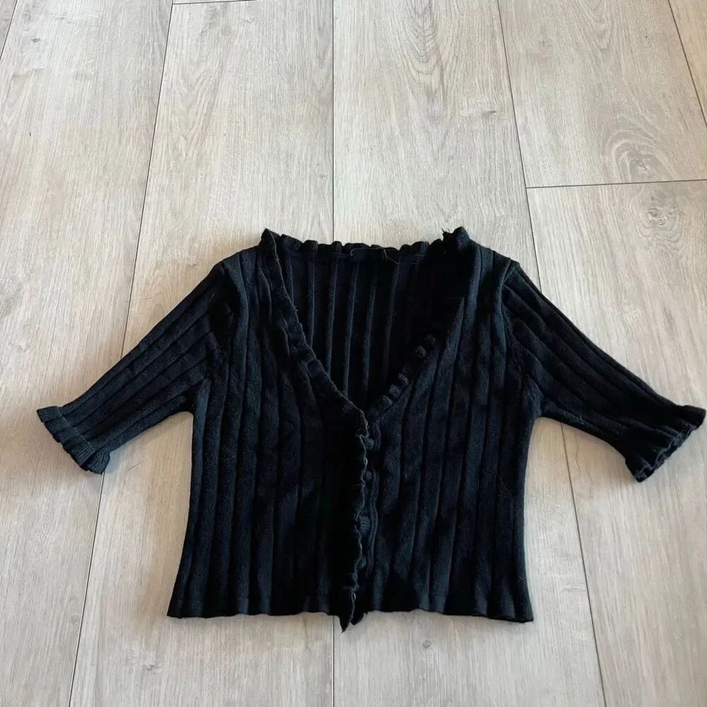 Storia women crop sweater top size s